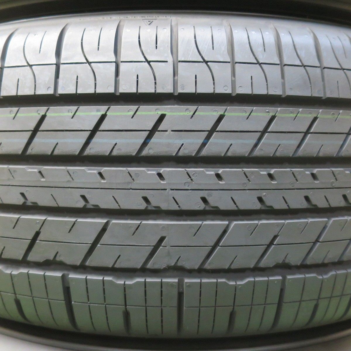 新車外し！25年☆265/65R18 ダンロップ グラントレック H/T 31 タイヤ 