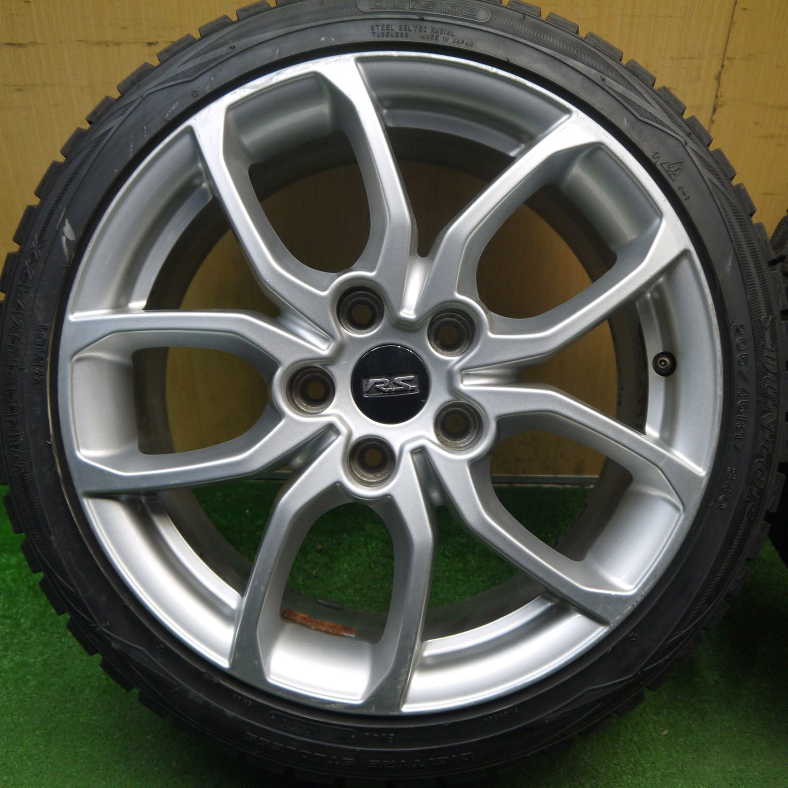 4本価格☆ルノー ルーテシア RS 純正 205/45R17 スタッドレス
