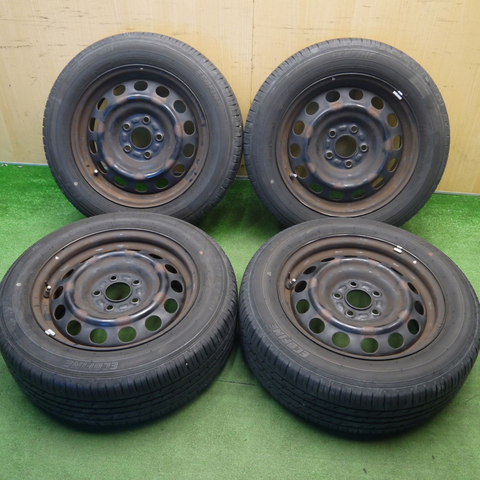 バリ溝！23年！9.5分☆205/60R16 ECOFINE スチール ホイール エコ 