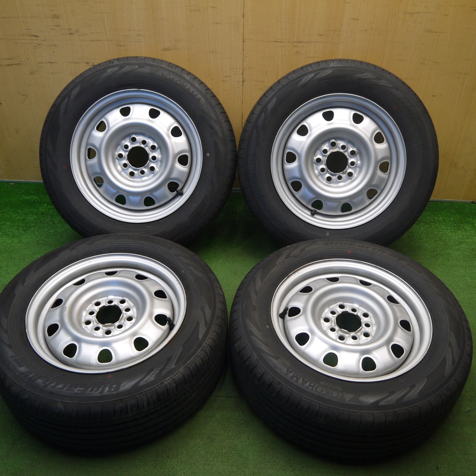 バリ溝！22年！キレイ！9.5分☆195/65R15 ヨコハマ BluEarth-RV RV03 