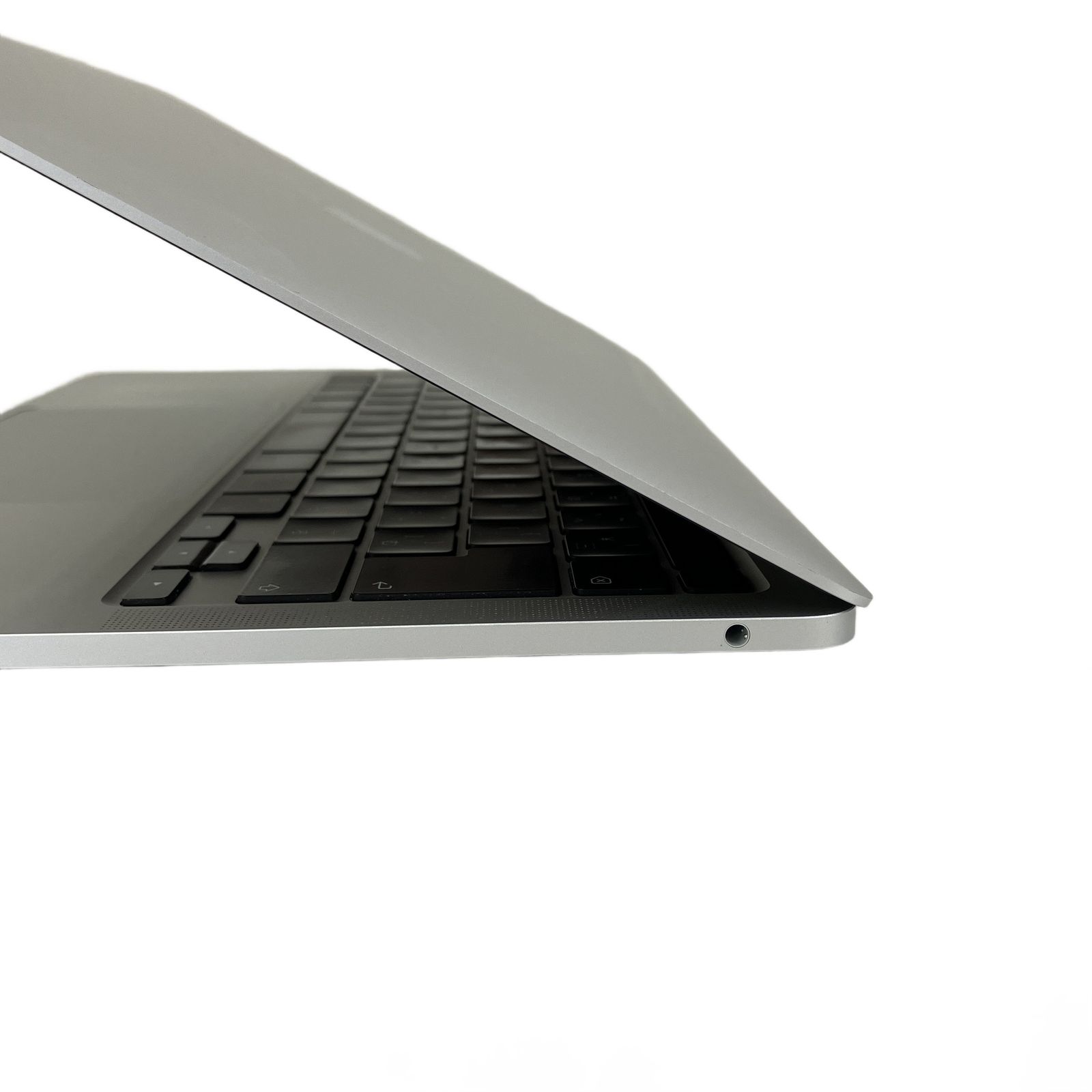 MacBook Pro 13 M2 512GB 8GB 中古 Sequoia - メルカリ