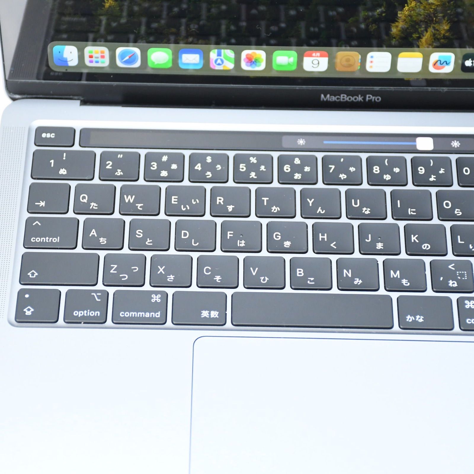 美品＊バッテリー容量99%】MacBook Pro13 M1 8GB/256GB MYD82J/A 