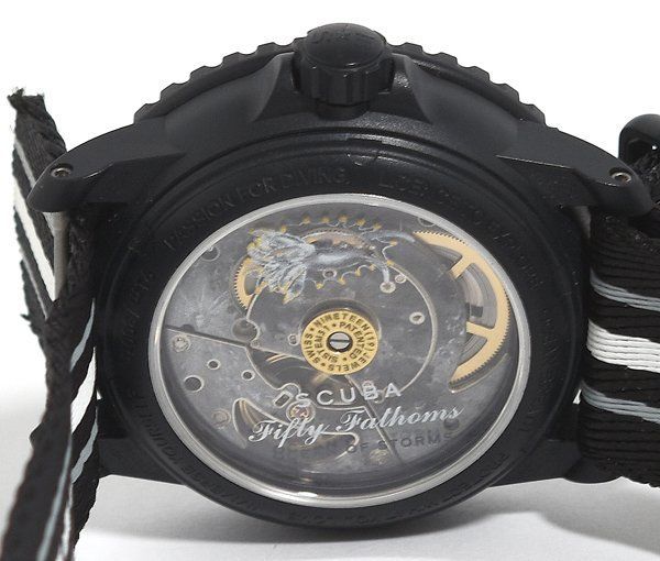 フィフティファゾムス