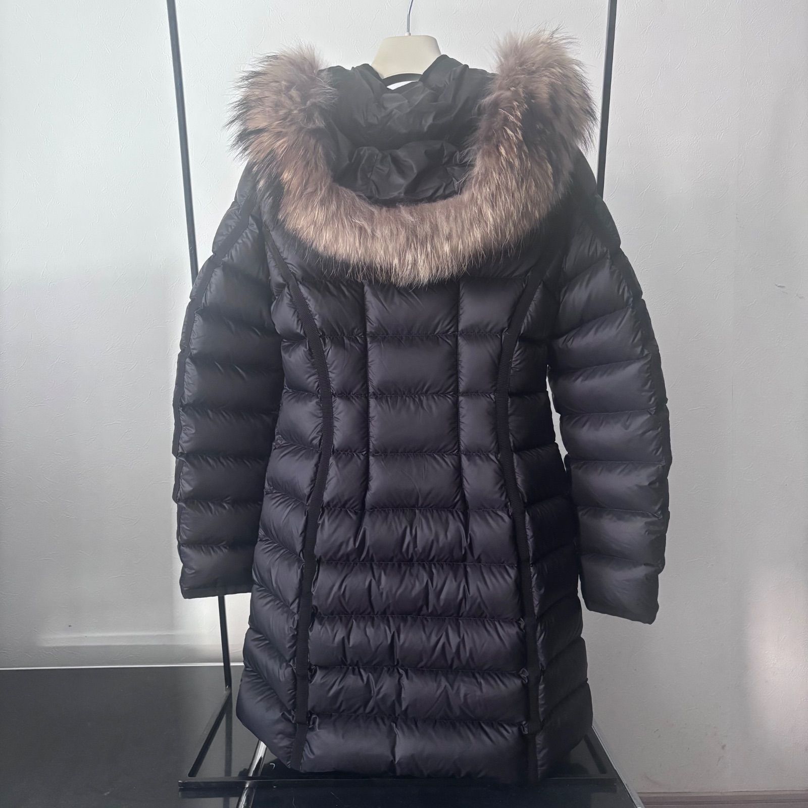 モンクレール エルミファー 美品MONCLER エルミファー モンクレール 