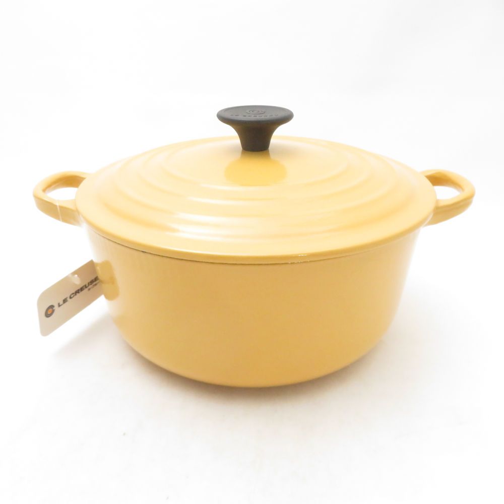 ル・クルーゼ鍋　イエロー　22cm 未使用 Le Creuset ルクルーゼ ココットロンド 両手鍋 サフラン