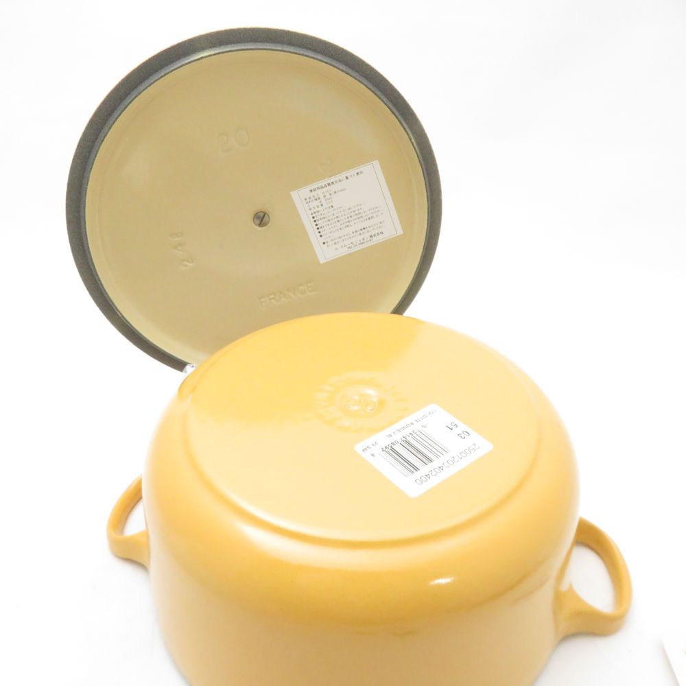 未使用 Le Creuset ルクルーゼ ココットロンド 両手鍋 サフラン