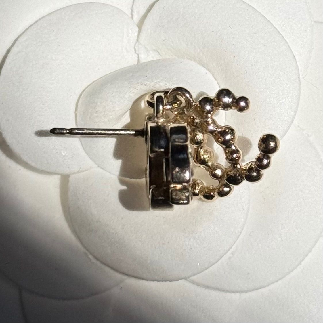 CHANEL シャネル トリプルココマーク ストーンピアス 片耳用 スワロ