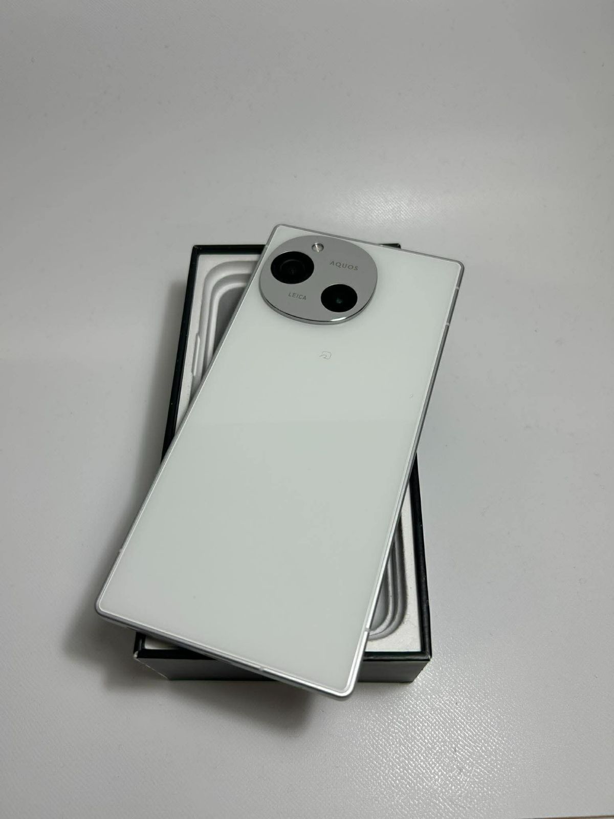 r*u様 新品同様 AQUOS R9 | 256GB A401SH | 国内SI AQUOS R 中古 R9 A401SH SoftBank版SIMフリー 本体 Aランク スマホ