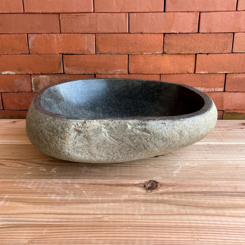 天然石をくり抜いた手水鉢 リバーストーン Lサイズ 45X39 つくばい