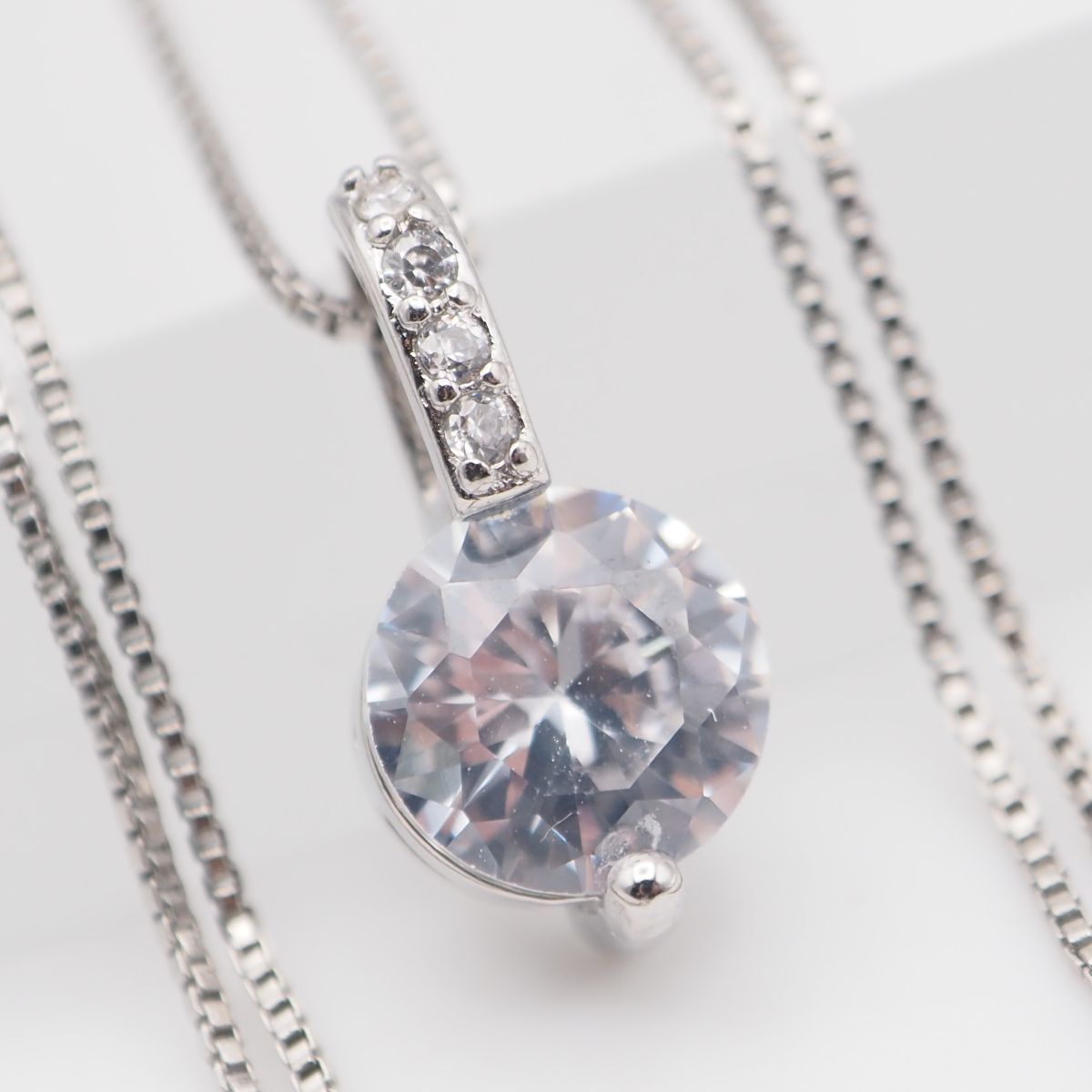 S647 ダイヤモンド風 S925刻印 ペンダント ネックレス デザイン 