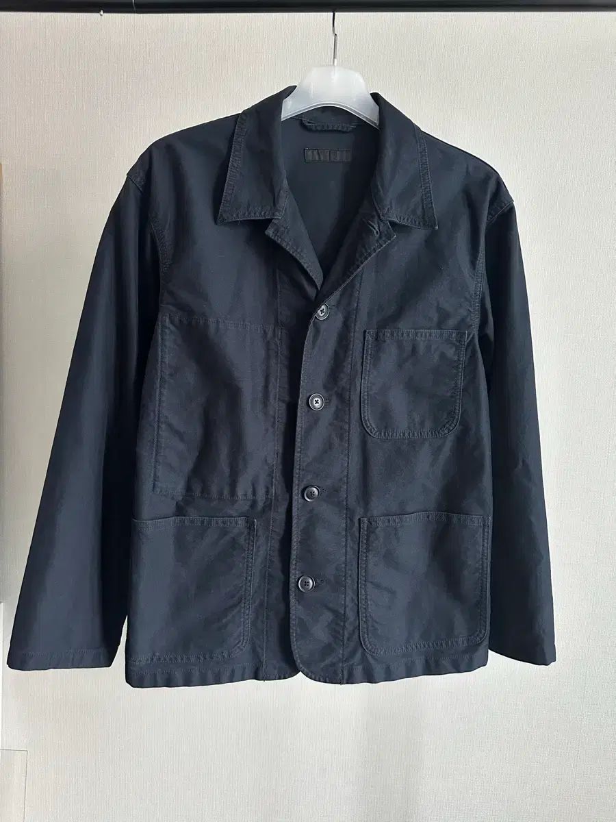 届いた時の写真です。 UNIQLO U ウォーク ジャケット ネイビー-製品 取扱店