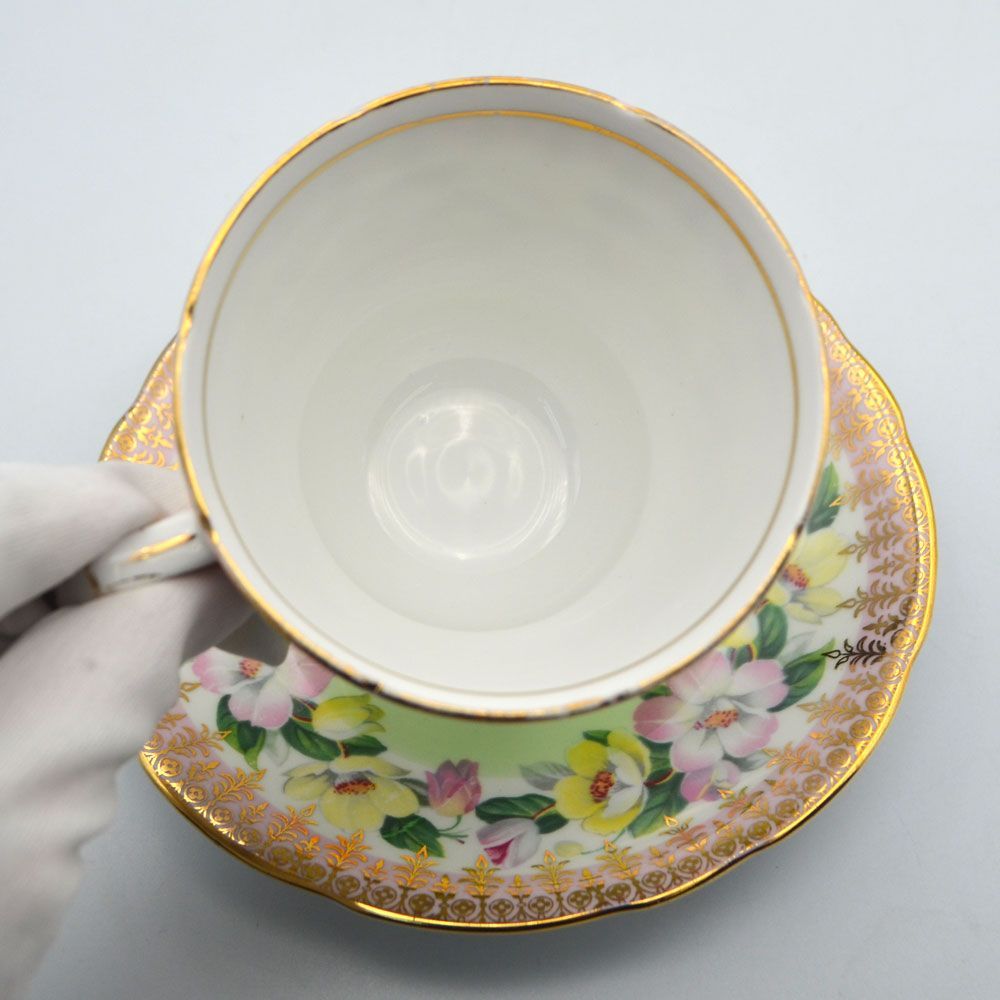 ヴィンテージ 食器 トリオ ティーカップ＆ソーサー Royal Stafford
