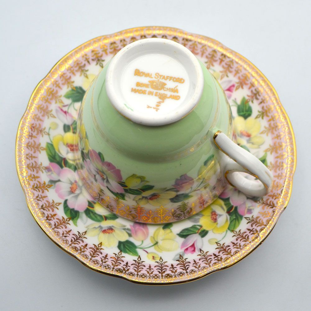 ヴィンテージ 食器 トリオ ティーカップ＆ソーサー Royal Stafford