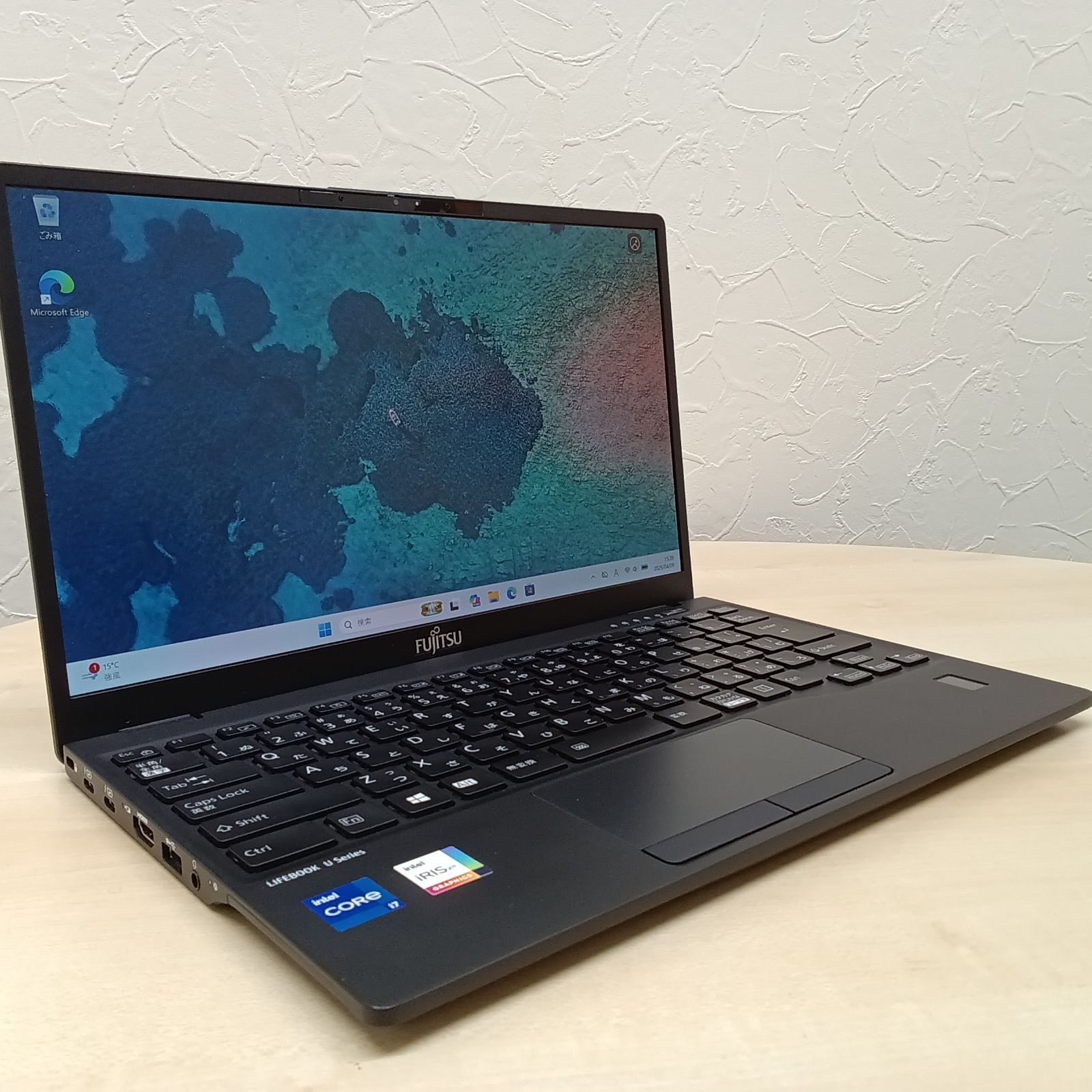 美品】富士通 U9311/F i7 第11世代 16GB SSD - メルカリ