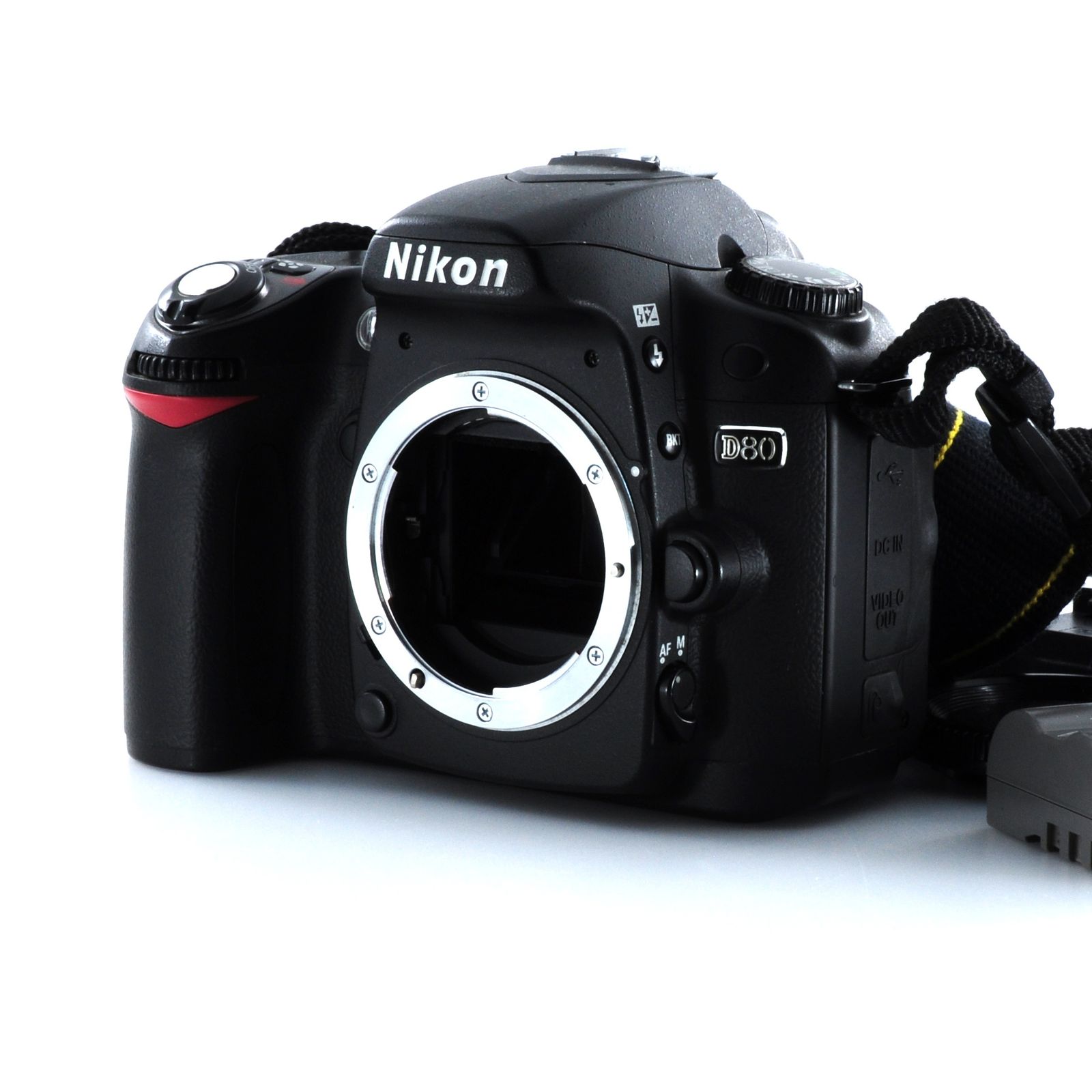 修理前提の為お買い得【ニコン】Nikon D80 デジタル一眼レフカメラ + 