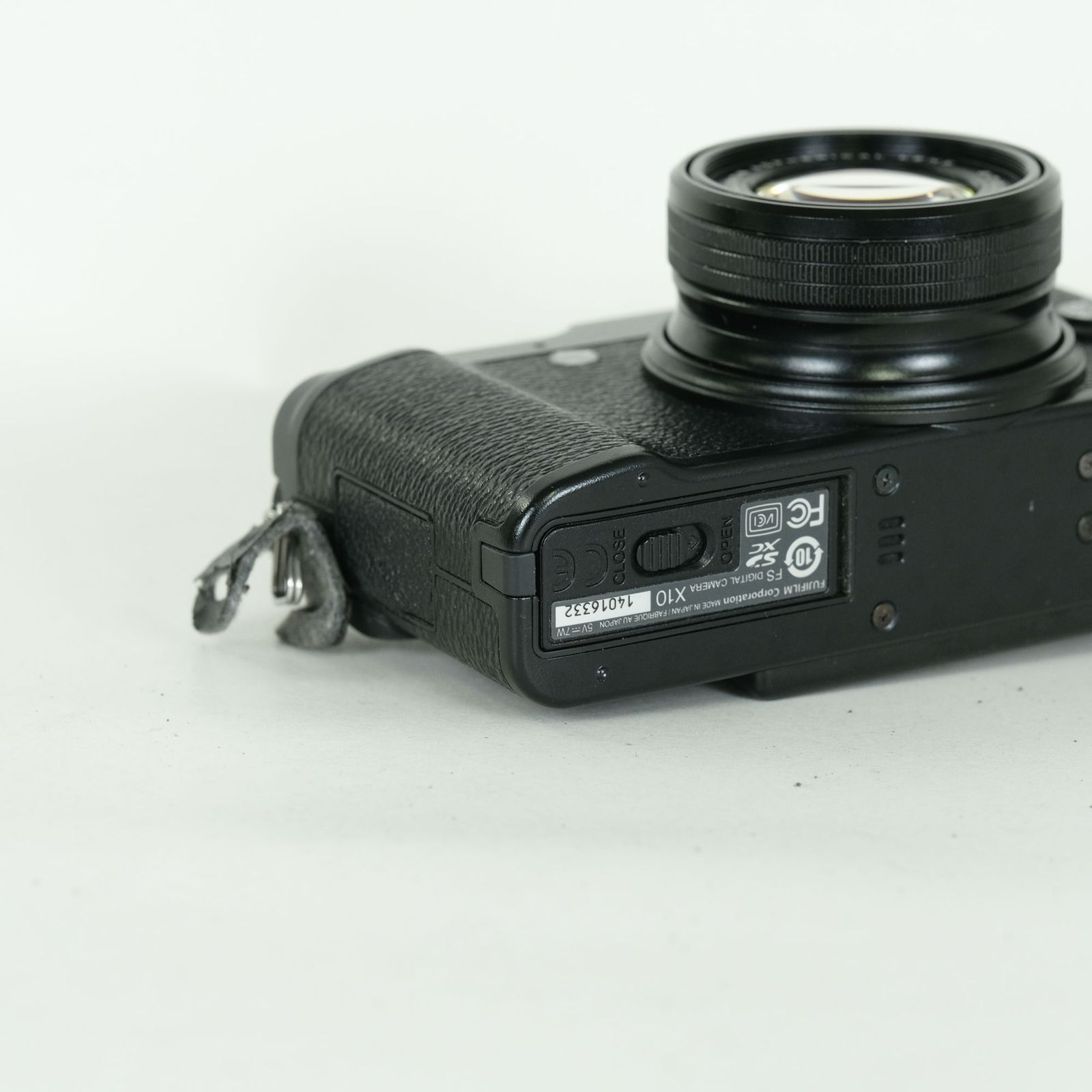 並品] FUJIFILM X10 ブラック | コンパクトデジタルカメラ - メルカリ