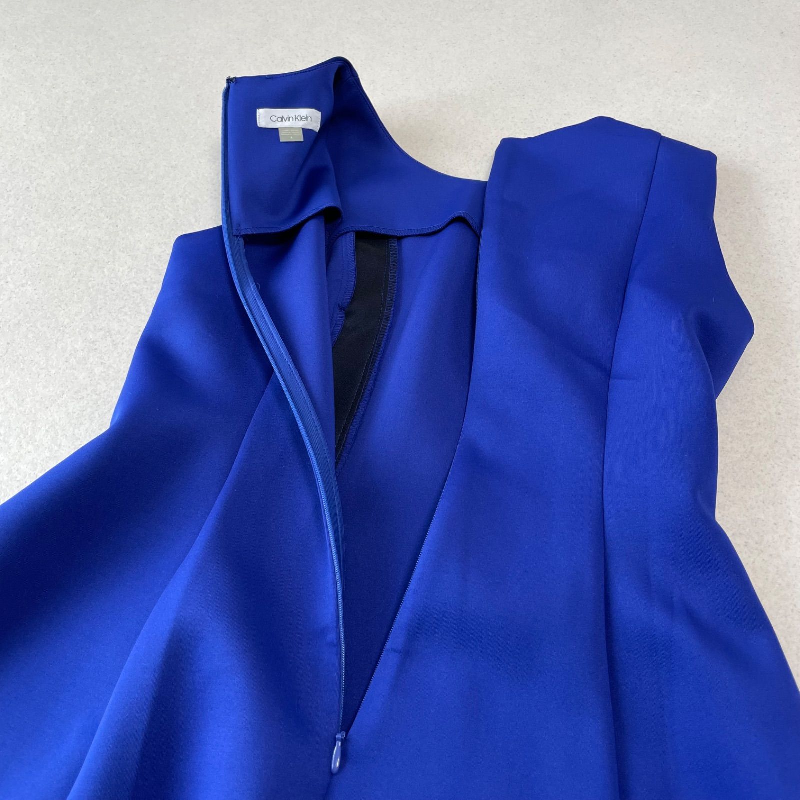Calvin Klein カルバンクライン 金ボタン ロイヤルブルー フィット 