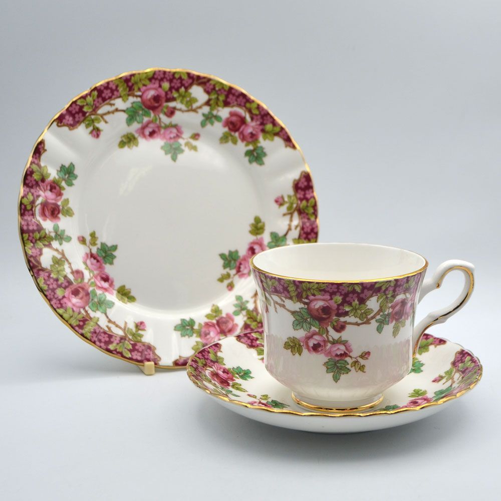 ヴィンテージ 食器 トリオ ティーカップ＆ソーサー Royal Stafford