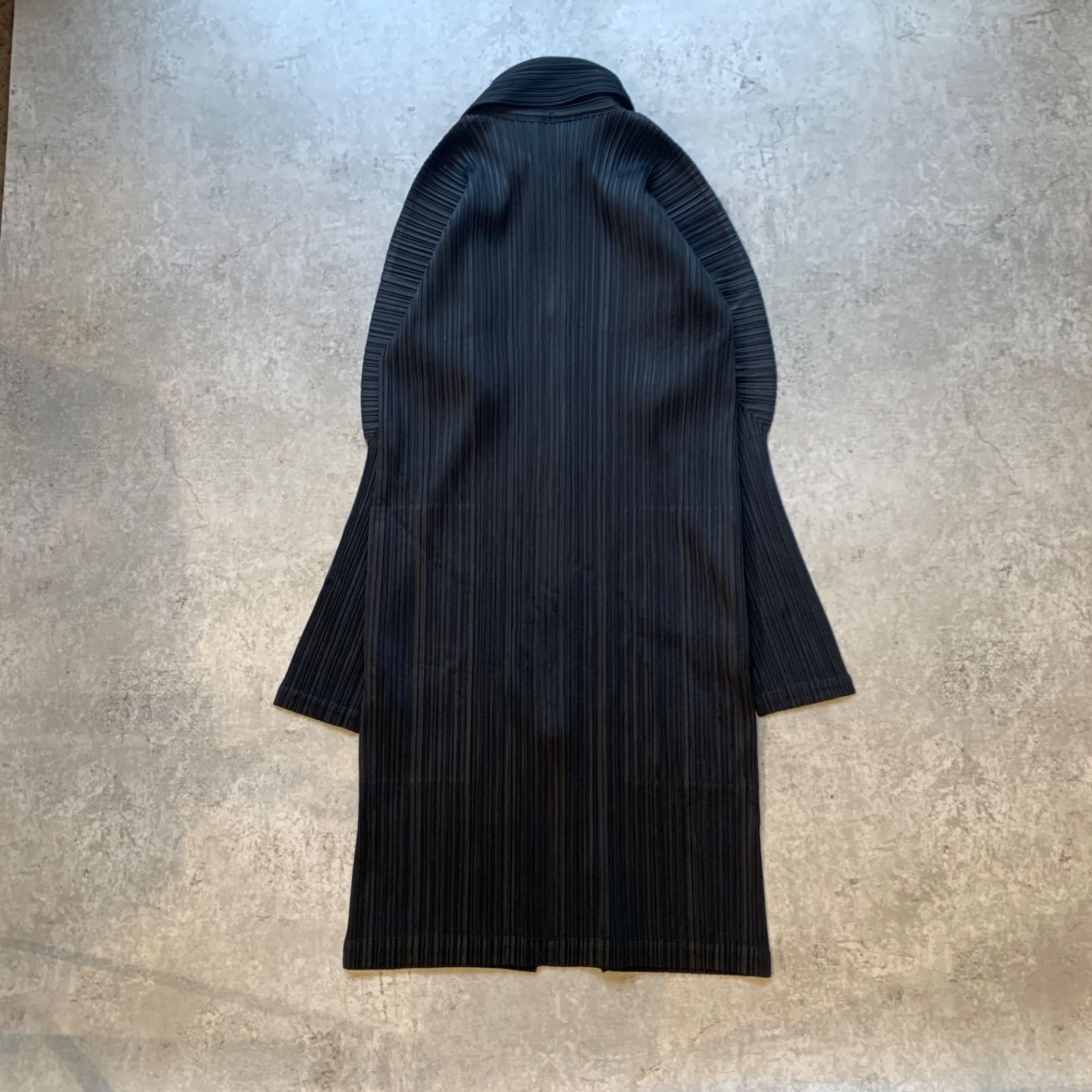 PLEATS PLEASE ISSEY MIYAKE プリーツプリーズイッセイミヤケ プリーツ