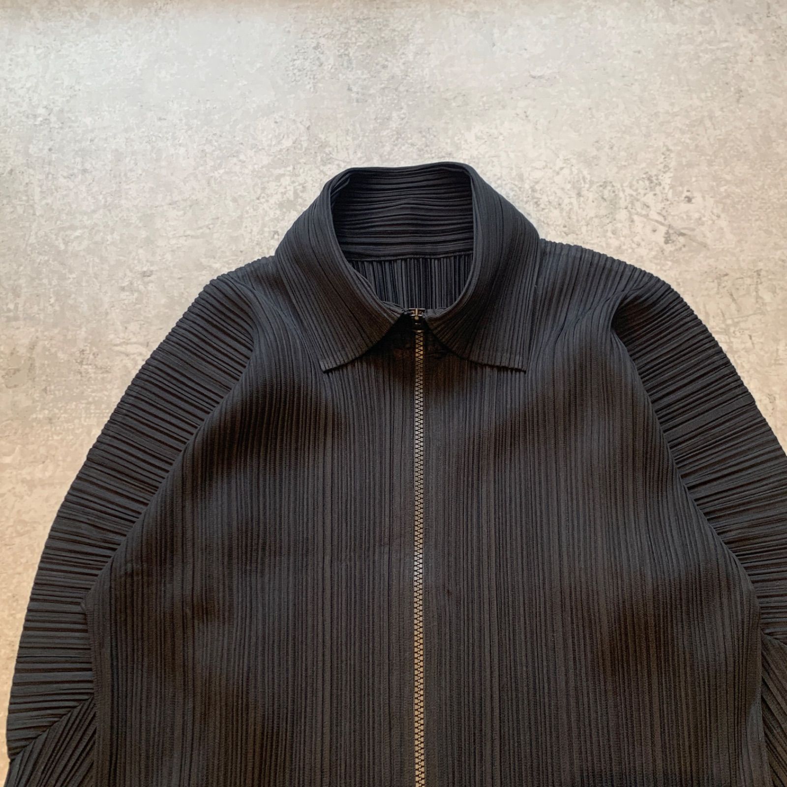 イッセイミヤケ☆プリーツプリーズブルゾンコート☆送料込み♪ PLEATS PLEASE ISSEY MIYAKE - 美品イッセイミヤケプリーツプリーズ