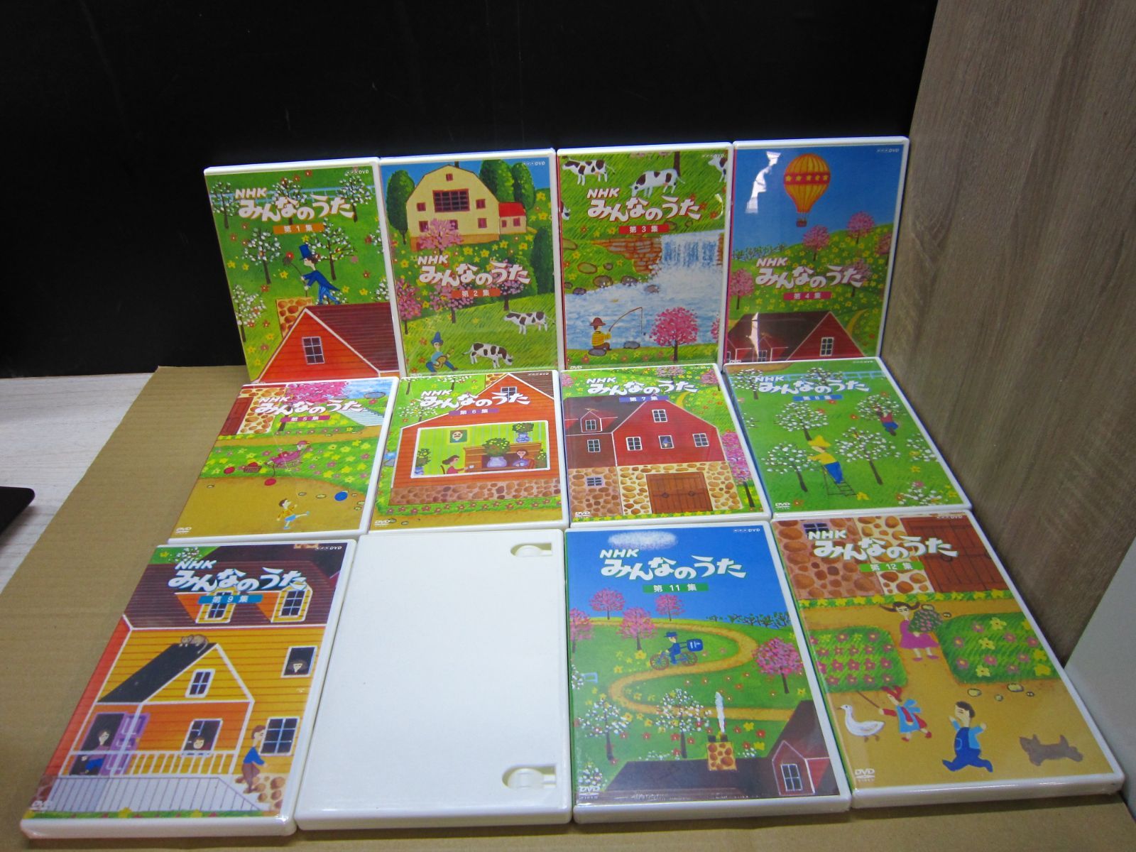 DVD】NHK みんなのうた DVD-BOX ※未開封あり / 第10集欠品 - メルカリ