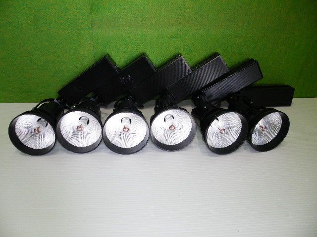 【岩崎電気】セラルクスTCP スポットライト １０個セット LC46086■2013年製■配線ダクト専用■J-366 岩崎電気】セラルクスTCP スポットライト 10個セット LC46086□2013