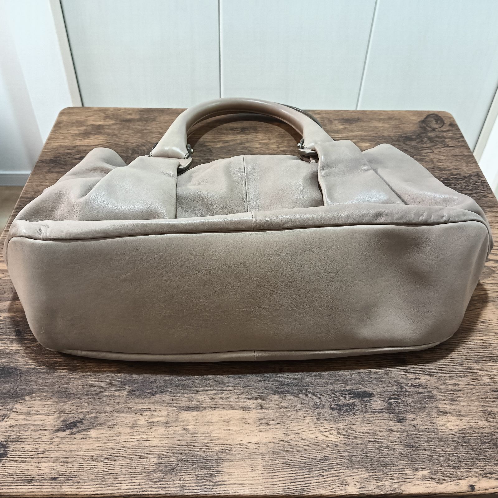 GW期間内のみお値下げ中】中古 サルヴァトーレフェラガモ ハンドバッグ 