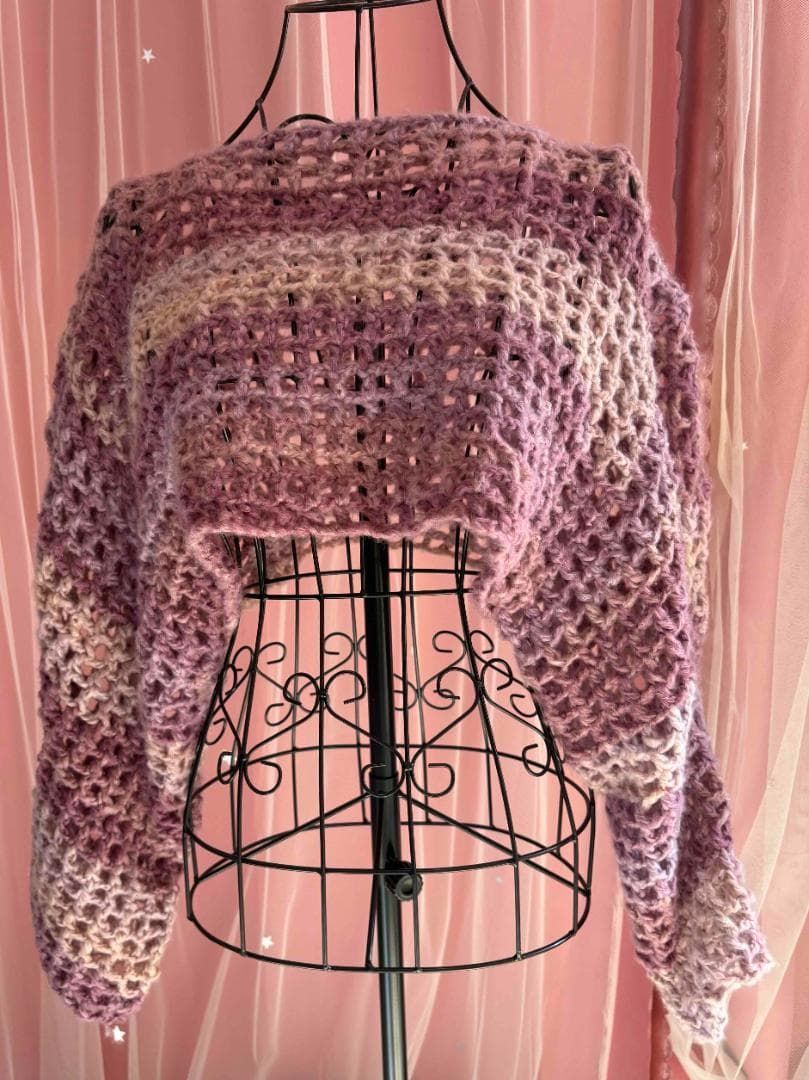 ピンクグラデーションのショート丈プルオーバー ※ハンドメイド