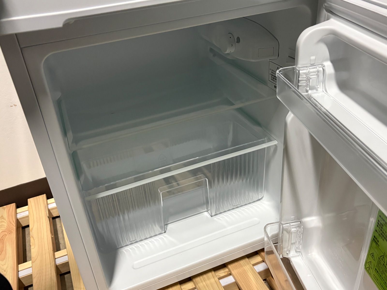 ?Comfee 2ドア冷凍冷蔵庫 90L RCT90WH/E 2023年製 - メルカリ
