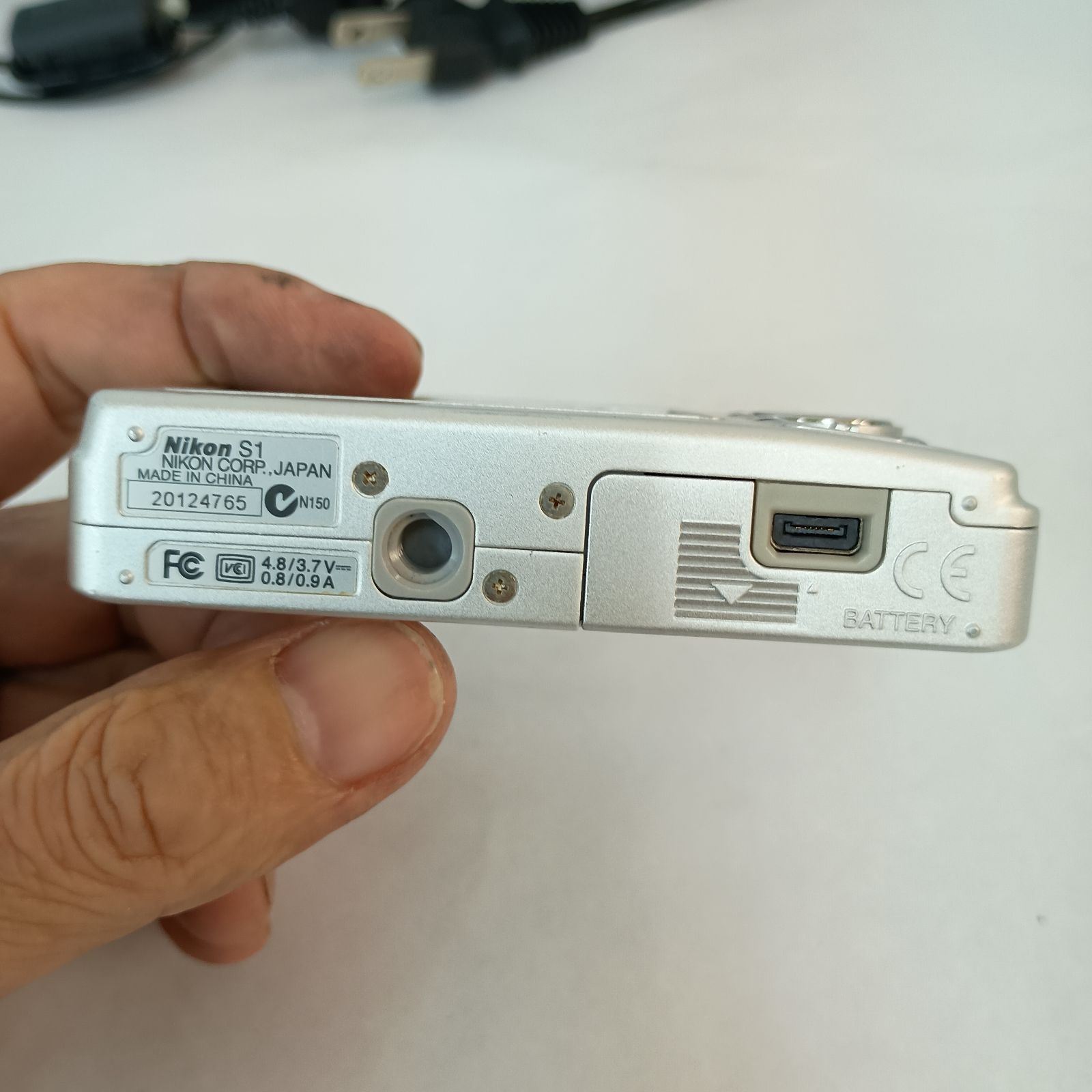 Nikon COOLPIX S1 コンパクトデジタルカメラ シルバー 510万画素 通電 