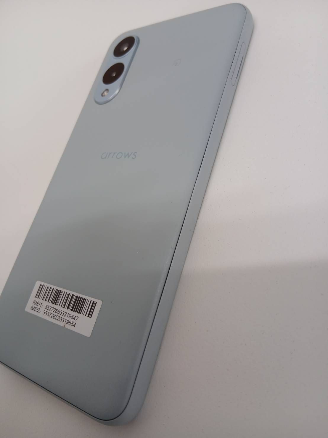 au　arrows We2 64GB ライトブルー FCG02　 初期化済み au arrows We2 64GB ライトブルー FCG02 スマートフォン 本体のみ 初期