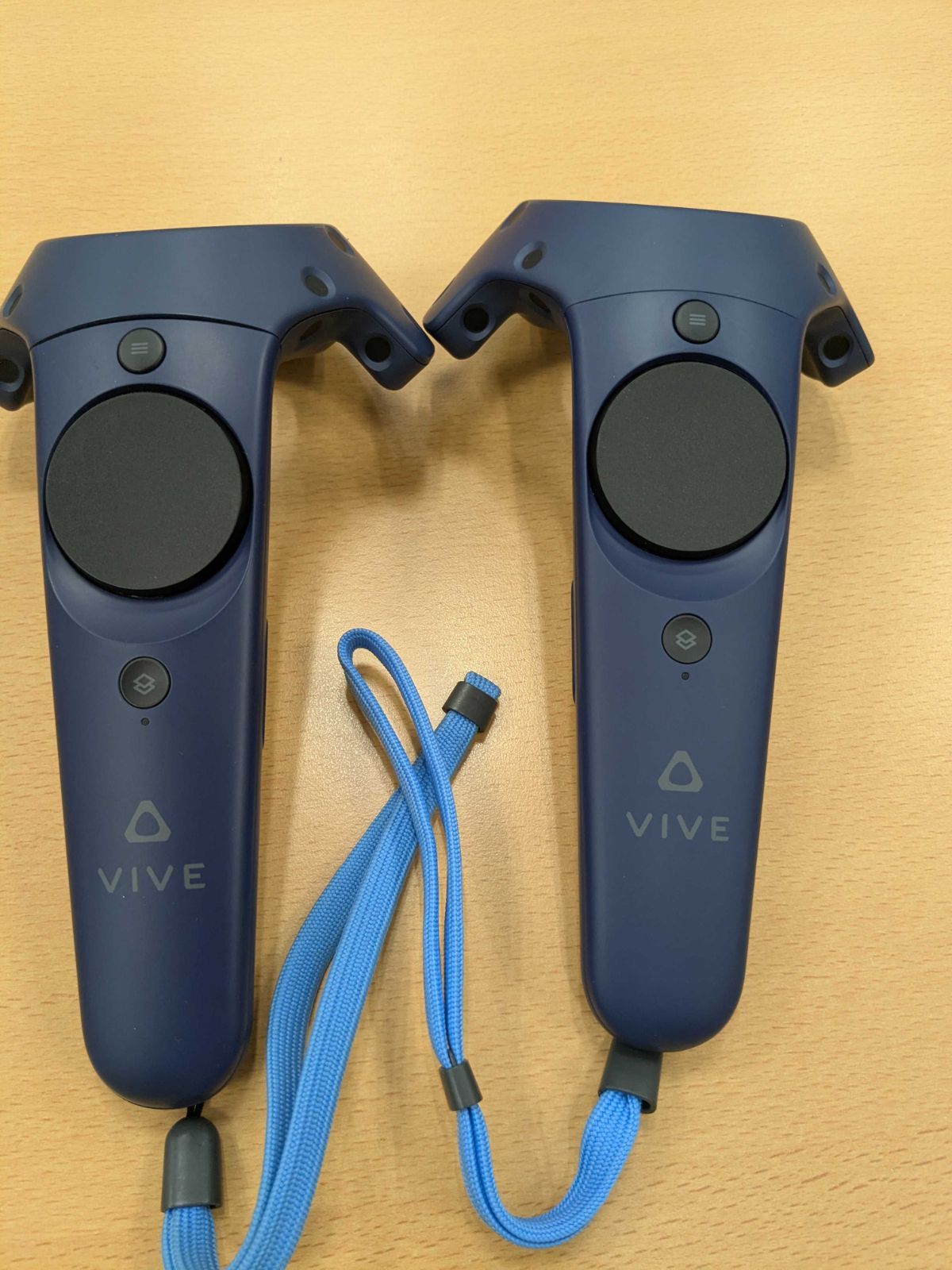 ジャンク】HTC VIVE Pro 中古 VRゴーグル - メルカリ