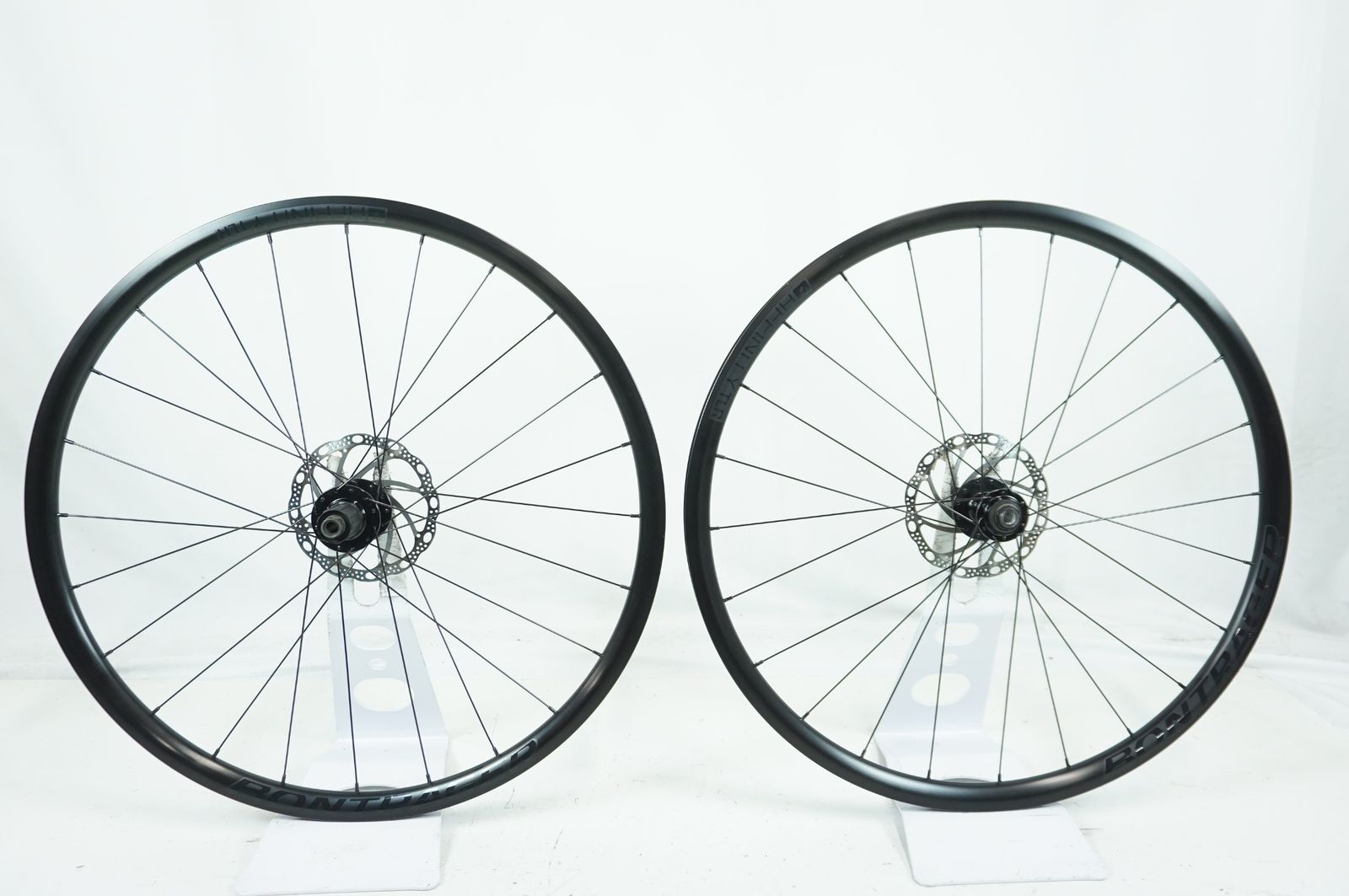 BONTRAGER 「ボントレガー」 AFFINITY TLR DISC SHIMANO 11s ホイール