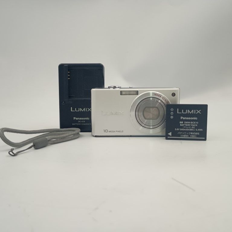 カメラ Panasonic LUMIX DMC-FX37 White コンパクトデジタルカメラ