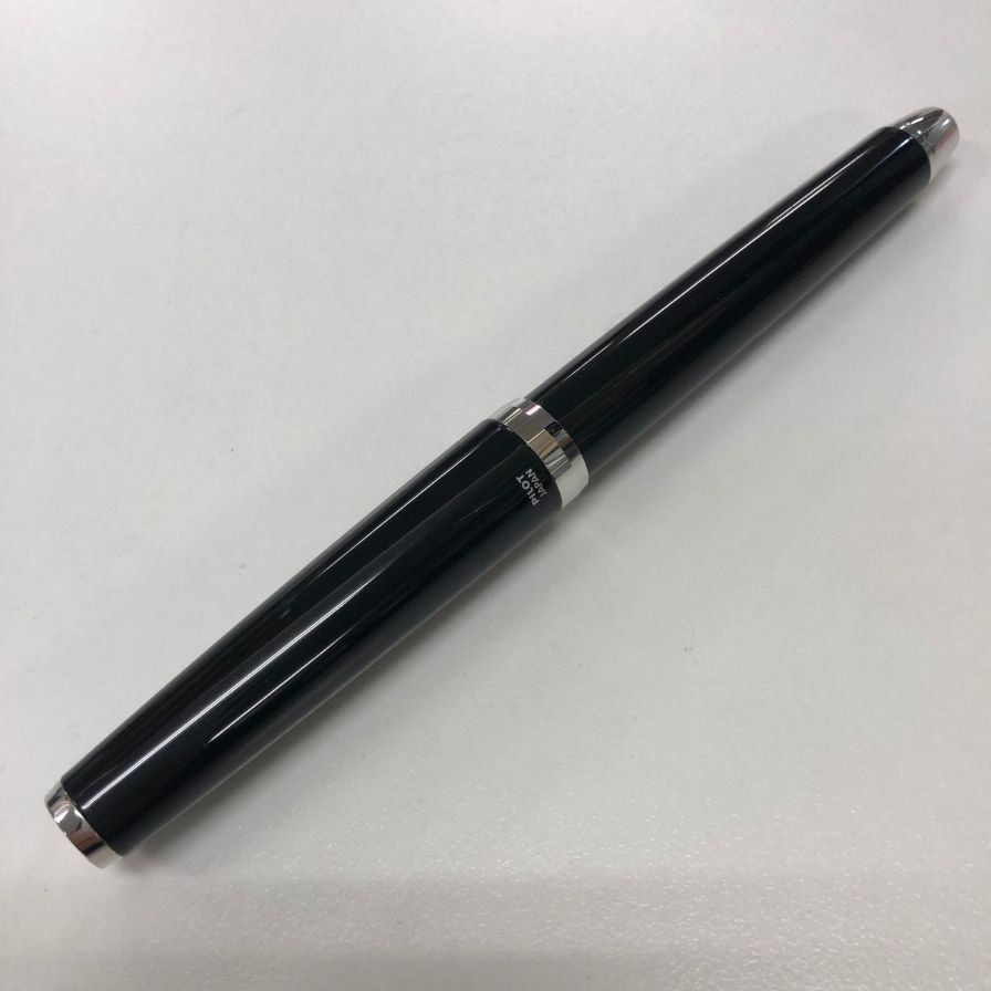 Pilot 14k-WG万年筆 黒とシルバー パイロット 万年筆 14K 585 ブラック×シルバー PILOT【AFI16】 - メルカリ