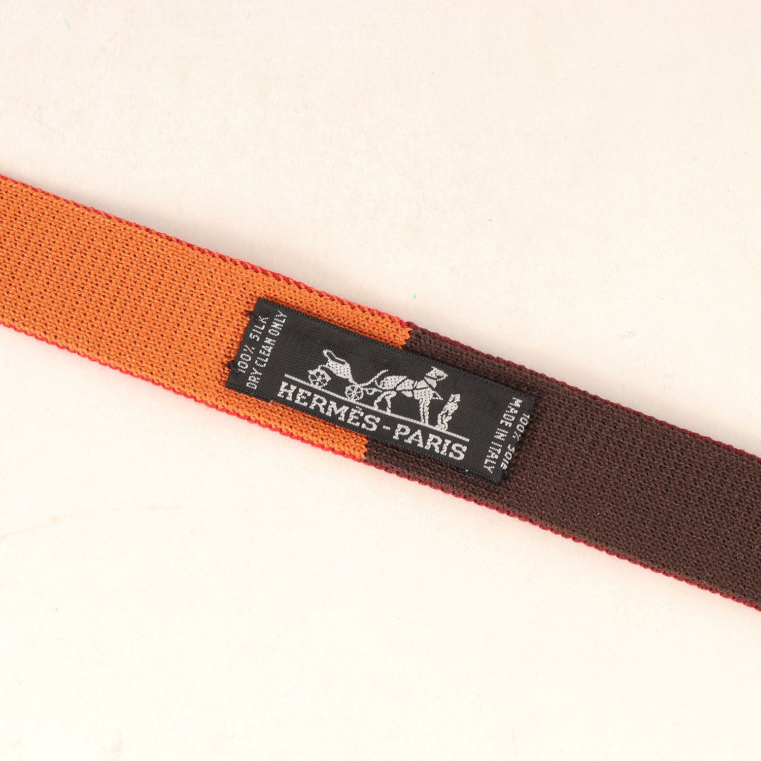 【美品】HERMES エルメス ネクタイ | バイカラー Hロゴ キャトルタン シルク ニット タイ イタリア製 レッド / バーガンディー / オレンジ / ブラウン | ブランド ファッション アイテム【メンズ】【中古】 美品】HERMES エルメス ネクタイ | バイカラー Hロゴ キャトルタン