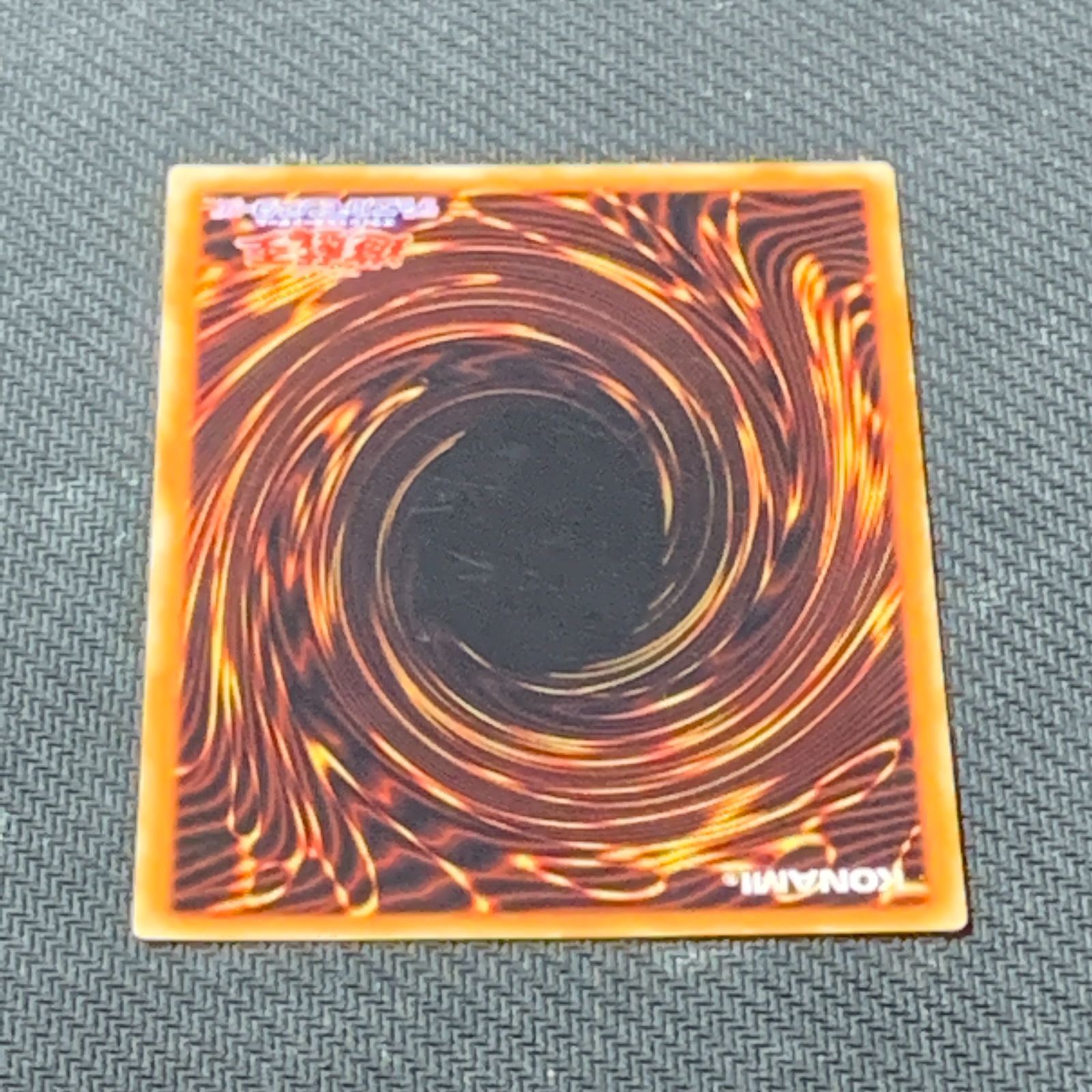 むつ49-040148] 遊戯王 マジシャンオブブラックカオス レリーフ - メルカリ
