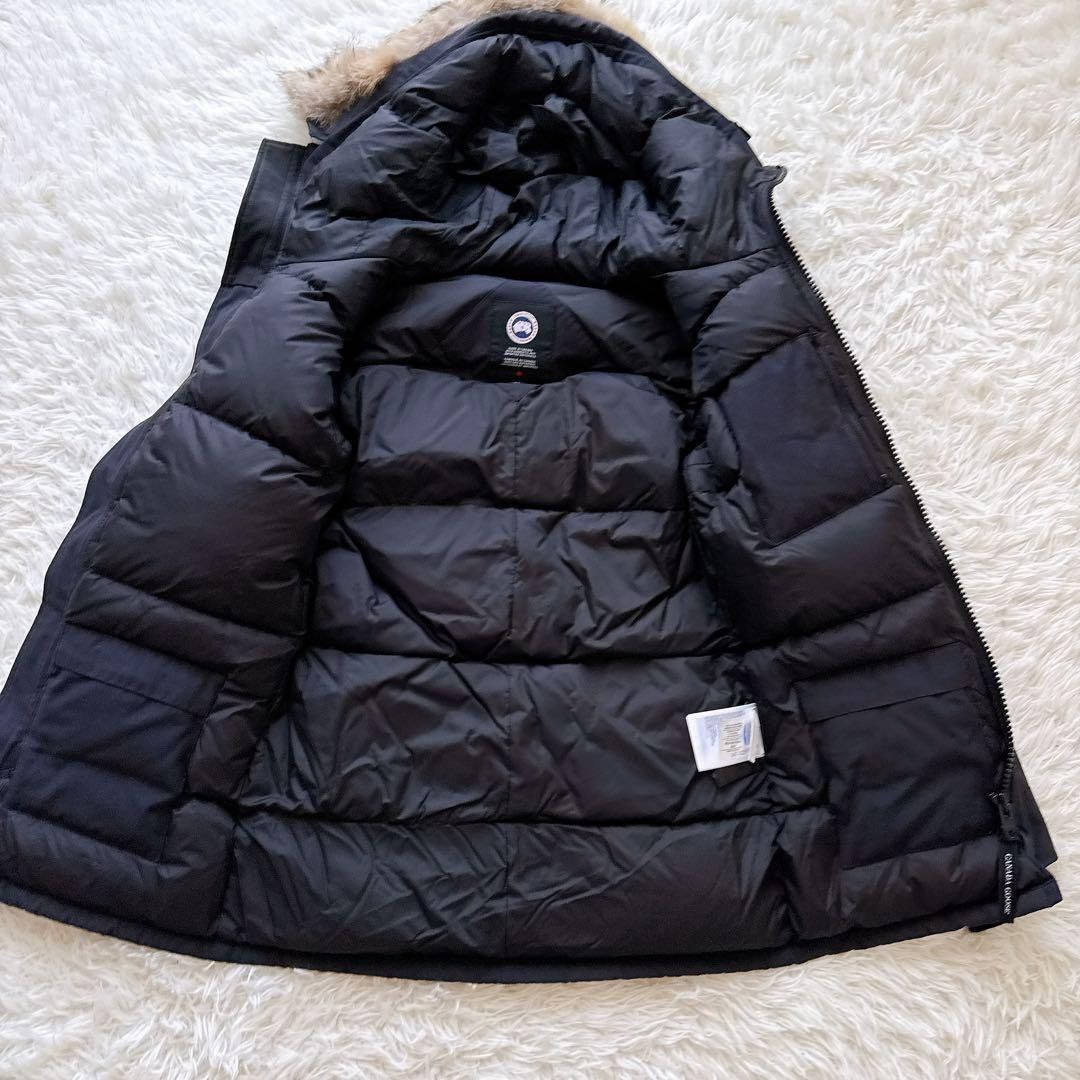 定価24万✨正規品 カナダグース シャトーパーカ 濃紺 Sサイズ ダウン ファー 定価24万✨正規品 カナダグース シャトーパーカ 濃紺 Sサイズ ダウン