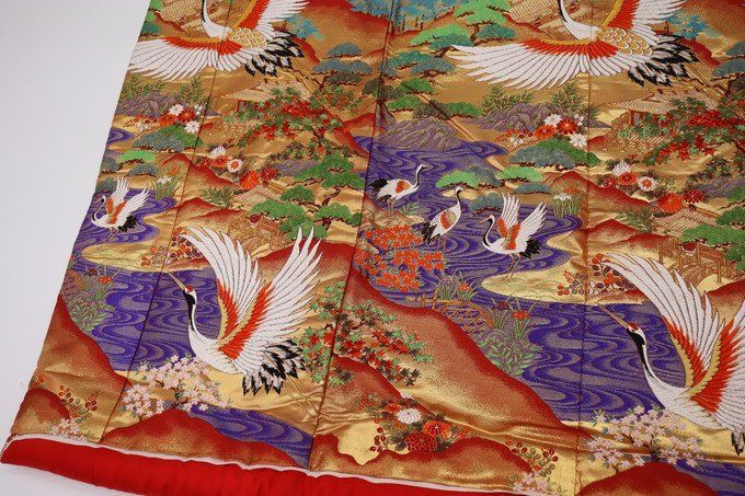 ⭐中古品⭐特選西陣織⭐鶴が舞う豪華な色打掛です！ メルカリ