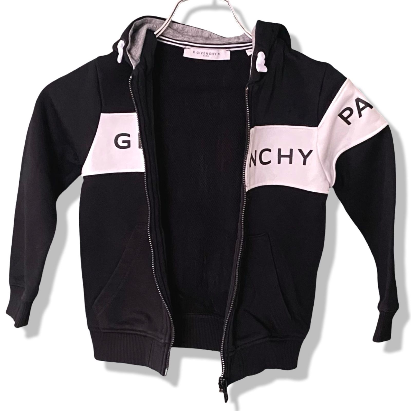 GIVENCHY ジバンシィ キッズ ジップアップ パーカー ブラック ホワイト 