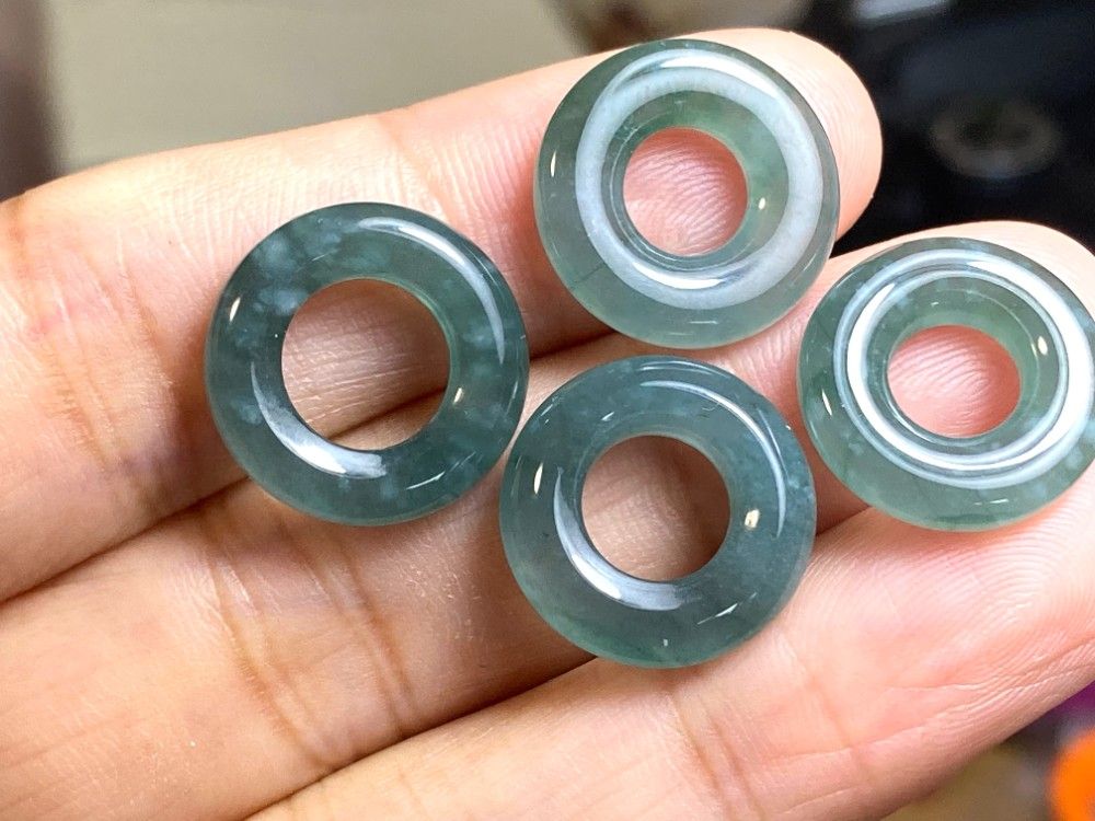 RS12-129 宝石質 氷種 グアテマラ産 天然 A貨 本翡翠 ルース