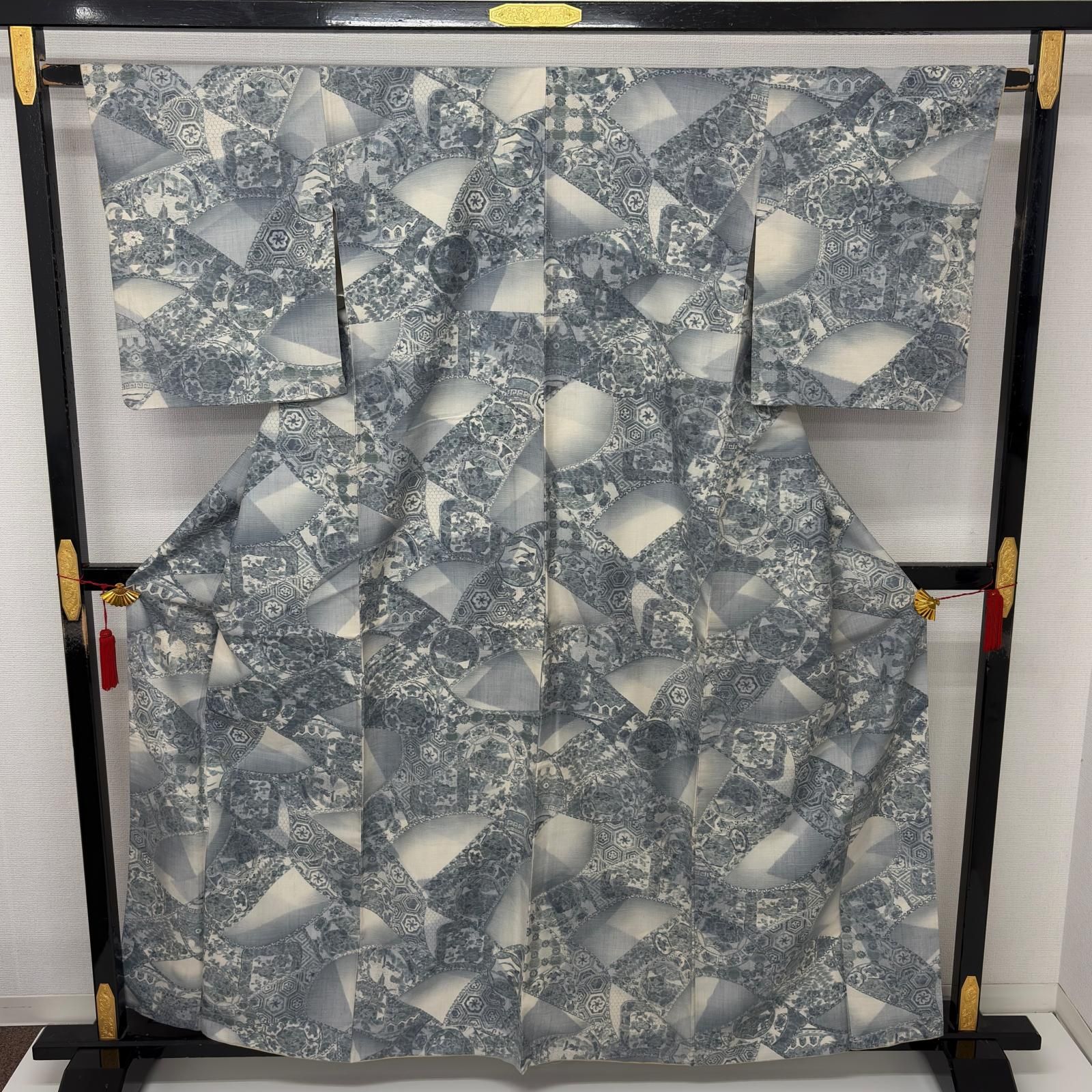 結城紬 更紗の上品な染め 真綿 正絹 着物 MK-6301 - メルカリ