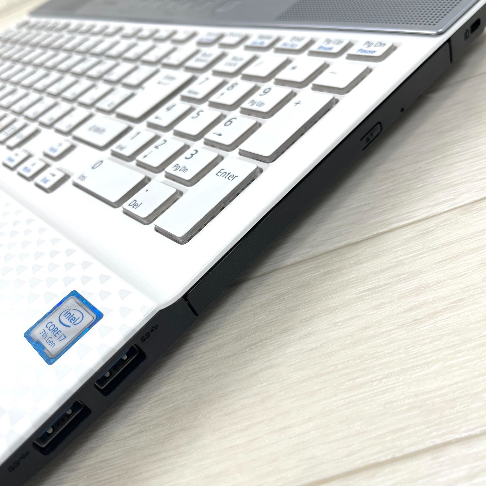 NEC LAVIE i7/16GB/SSD512GB+HDD1TB Win11 - メルカリ