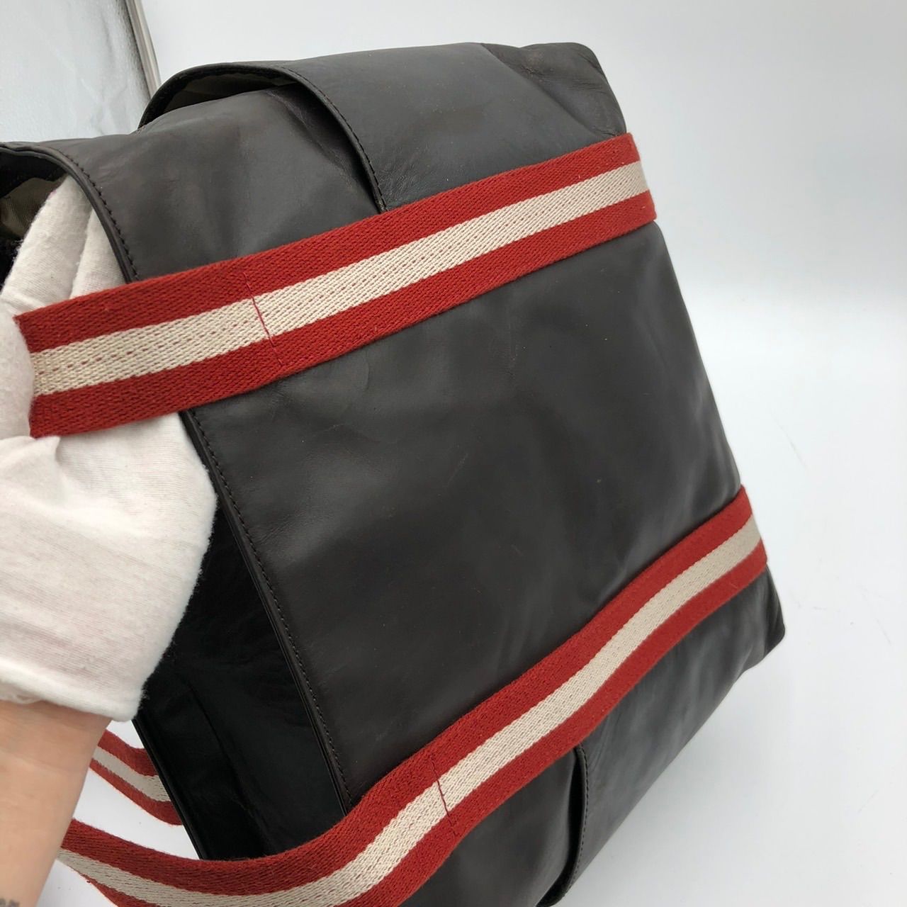 BALLY バリー レザートートバッグ 黒 ブラック 赤 白 肩掛け A4 - メルカリ