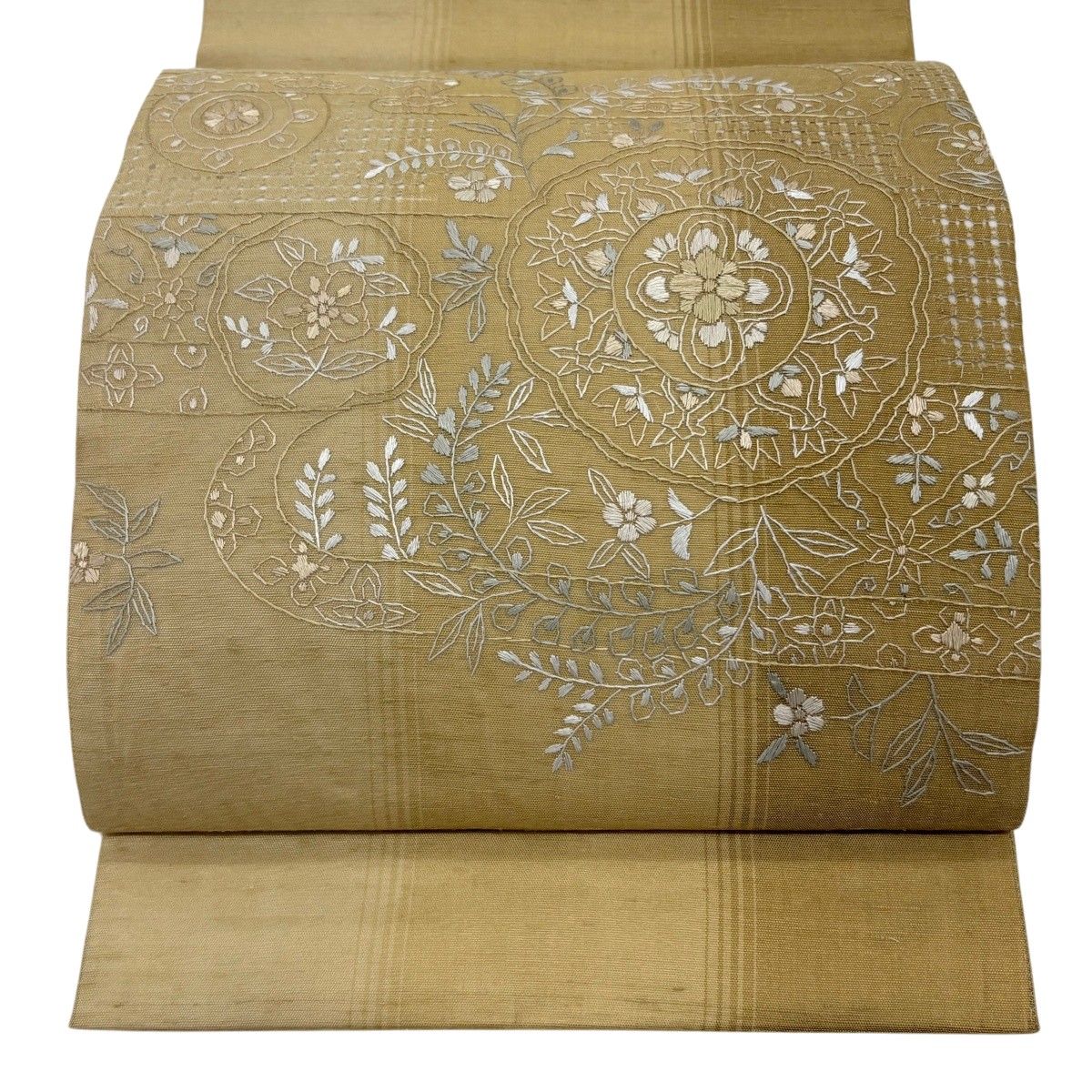 袋帯 秀品 夏帯 紬地 華文 草花 刺繍 黄土色 お太鼓柄 正絹 【中古 