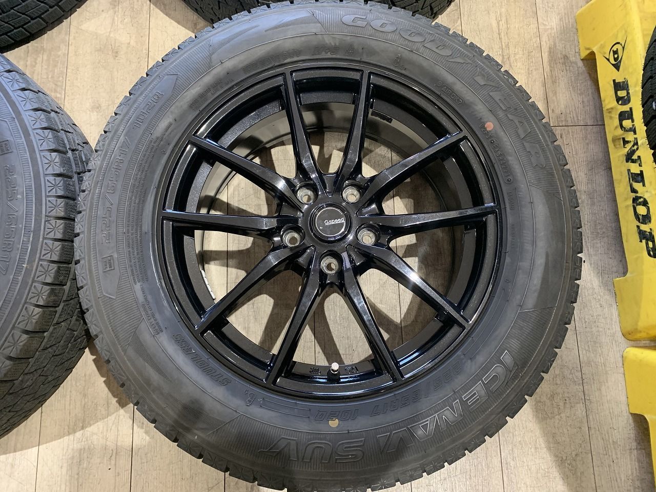 2603009】スタッドレス G.Speed 17インチ 7J +48 PCD114.3 5H + 