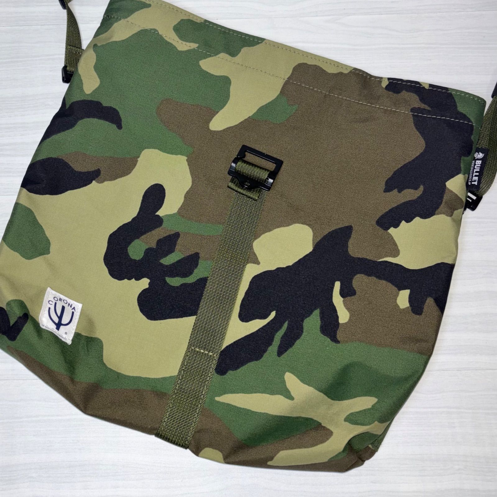 美品 CORONA コロナ BALLISTICS SACOCHE サコッシュ ショルダーバッグ 