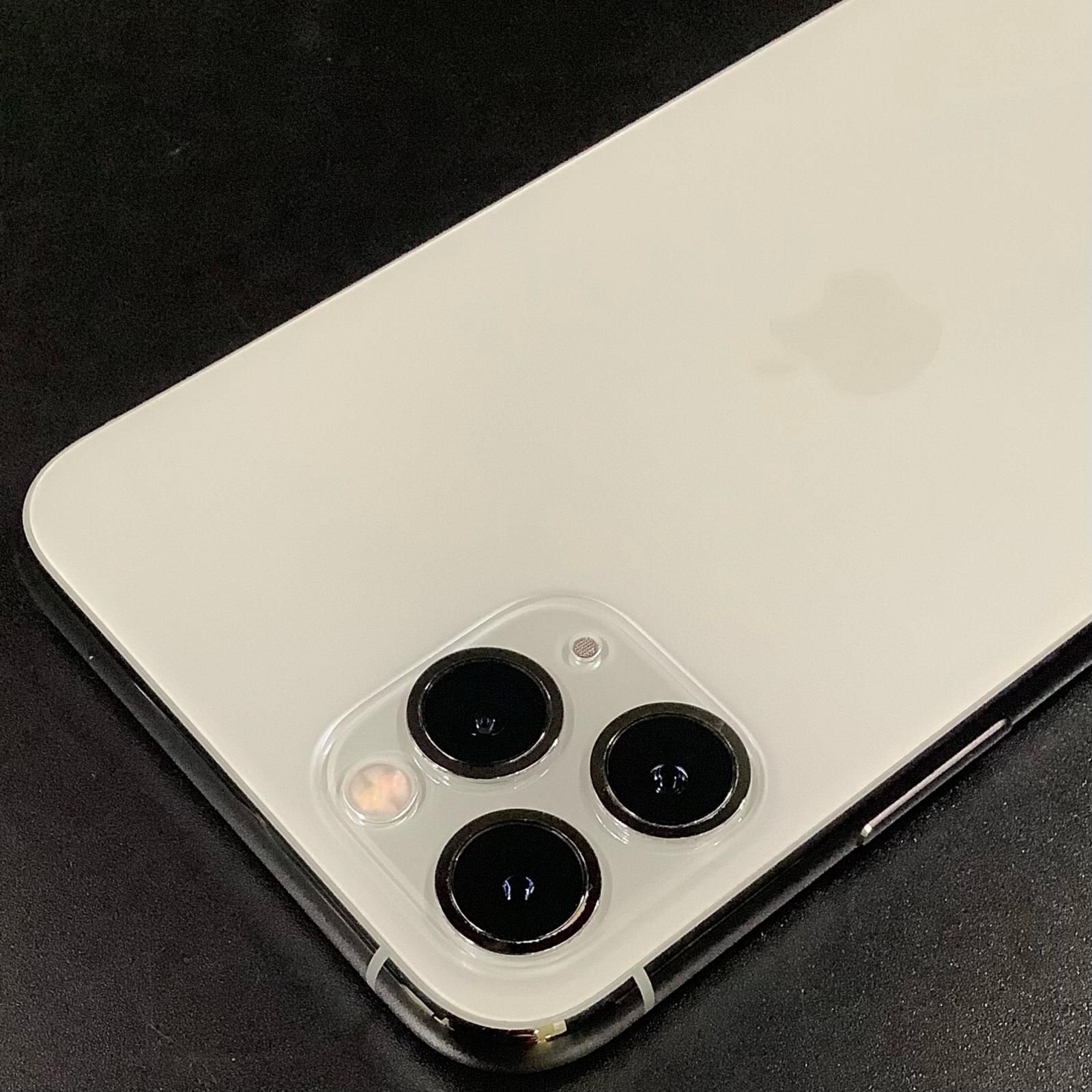 iPhone 11 Pro 64GB シルバー docomo 白ロム - メルカリ