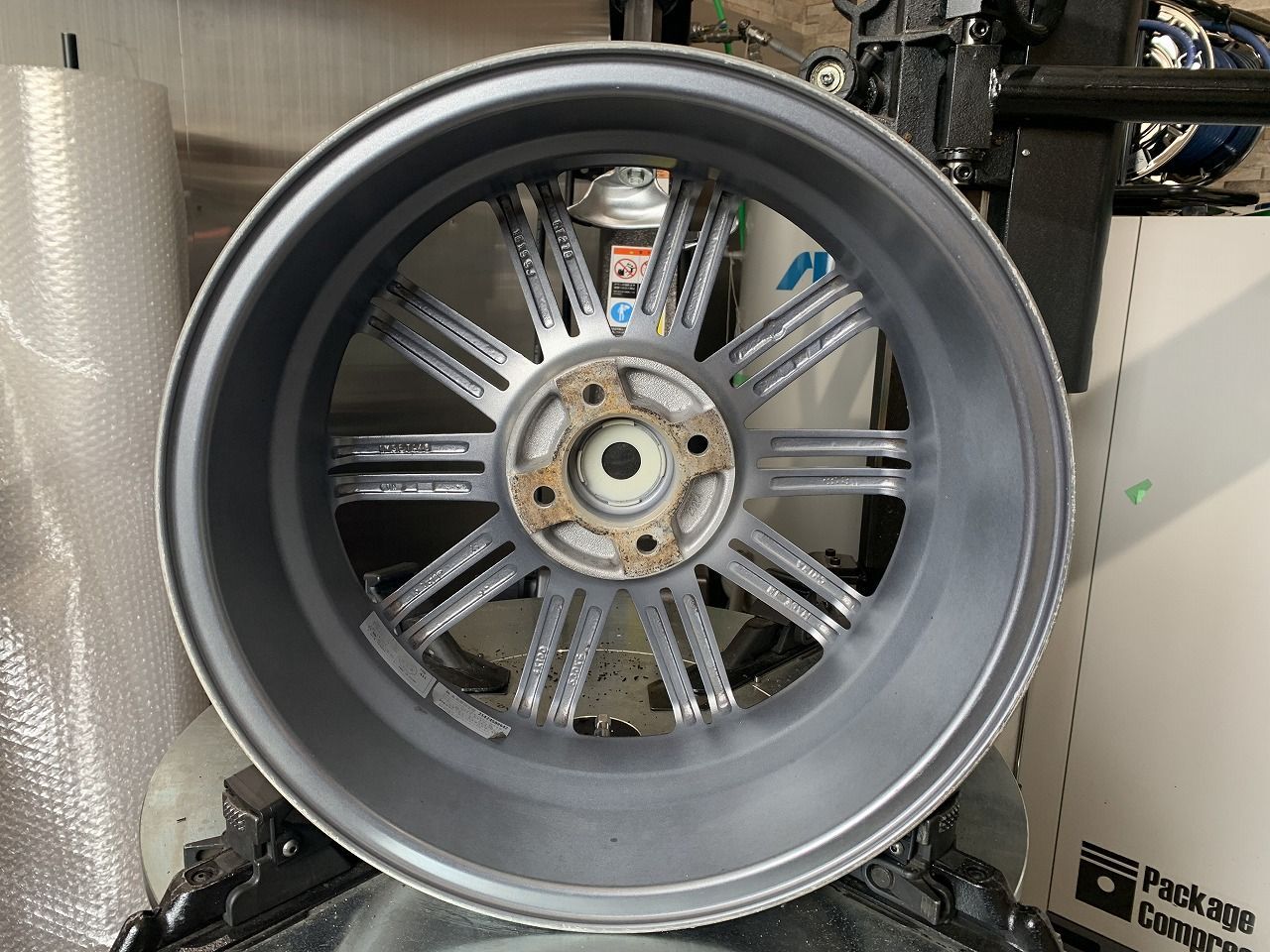 2603052】BADX S-HOLD ELEANOR CE 16インチ 5.5J +48 PCD100 4H 67mm 