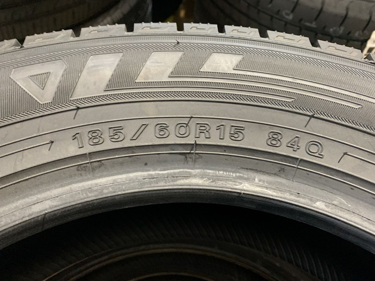 2603029】新品スタッドレス DUNLOP WINTER MAXX WM03 185/60R15 2024年 
